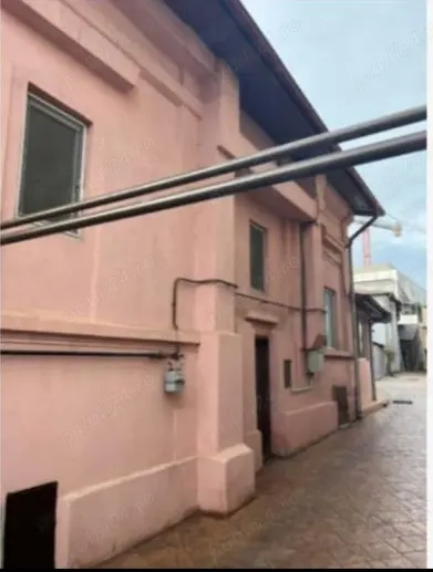 Casa 13 Septembrie (zona Marriott)