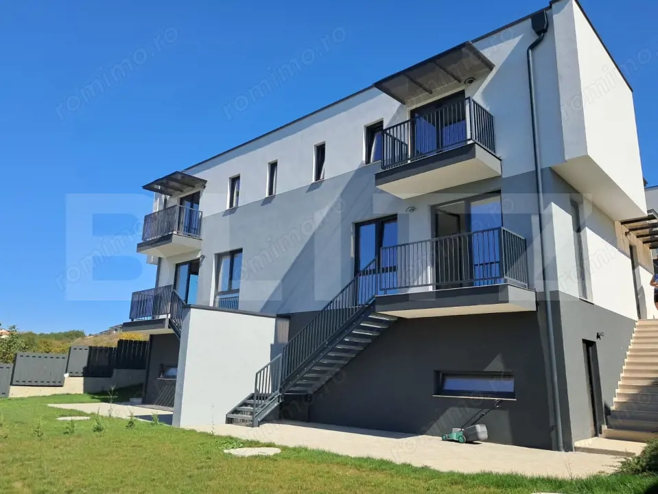 Duplex de vanzare, 5 camere, 146 mp, zona Dezmir
