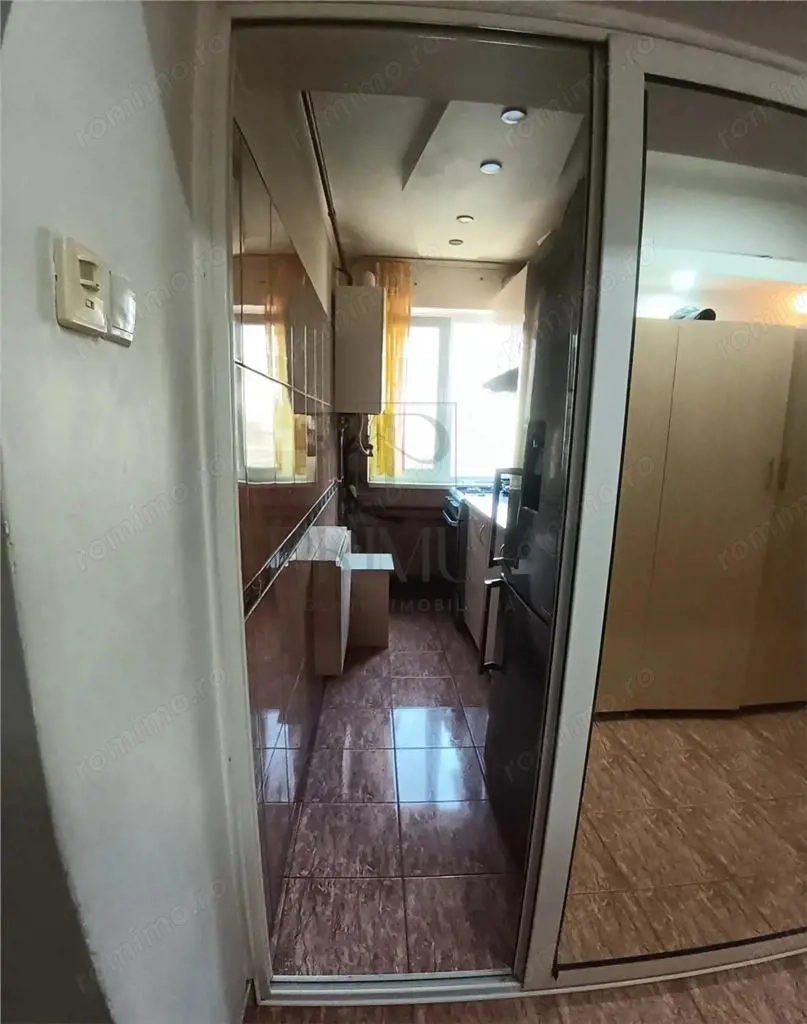 DACIA - 4 CAM - ETJ.2 - CENTRALA - BOXA CF - ZONA EXCELENTA-