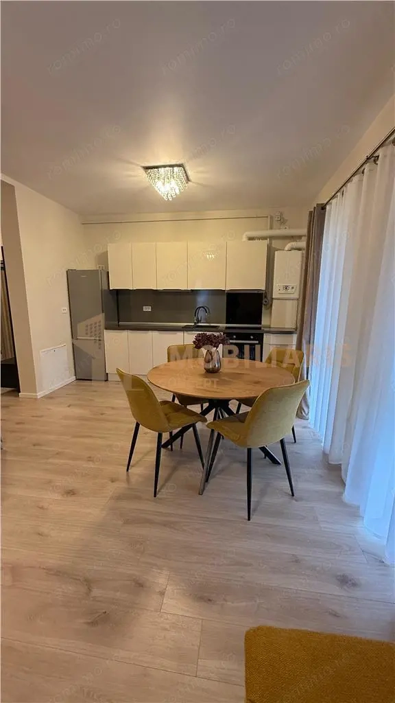 Apartament cu curte privata ,zona Centrul Vechi Apartament cu curte privata ,zona Centrul Vechi