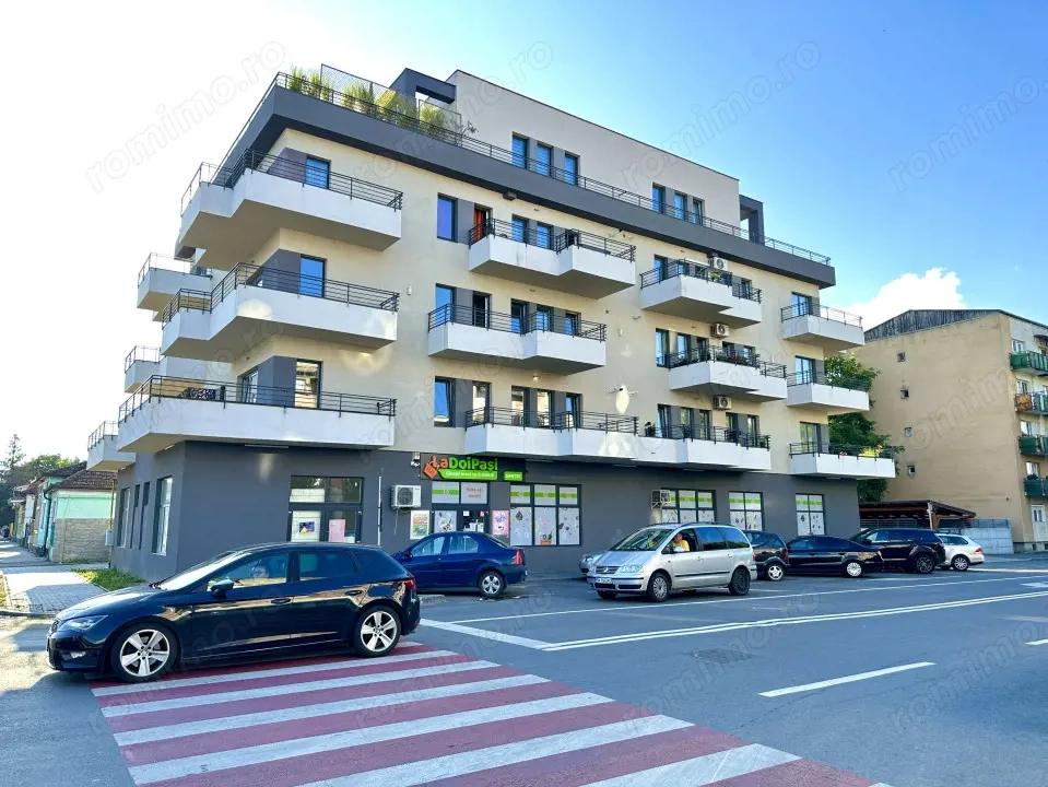 3 Camere, Cartier Micro 17