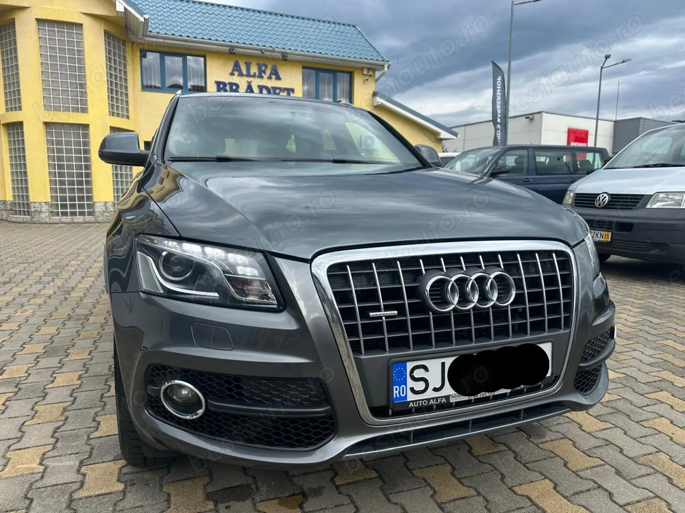 AUDI Q5 s-line plus