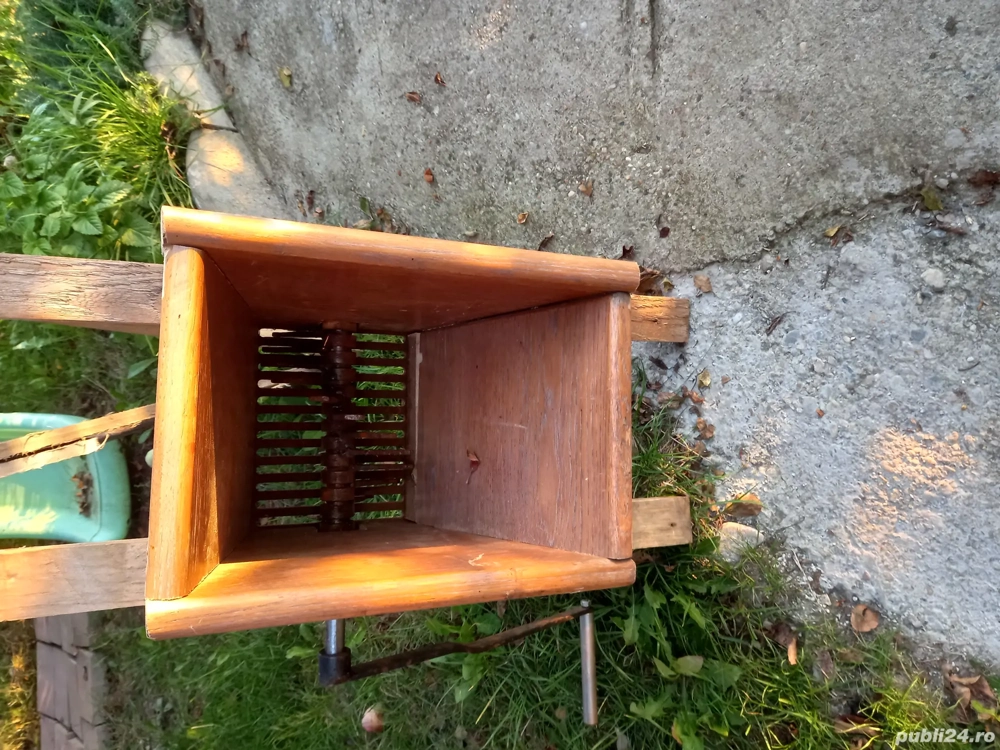 Masina tocat mere si cartofi