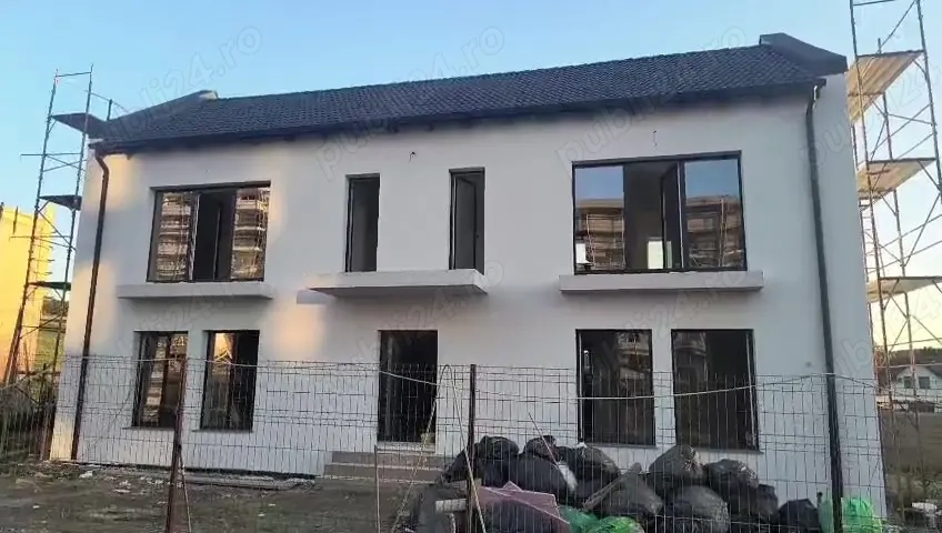 vand imobil in Felix 