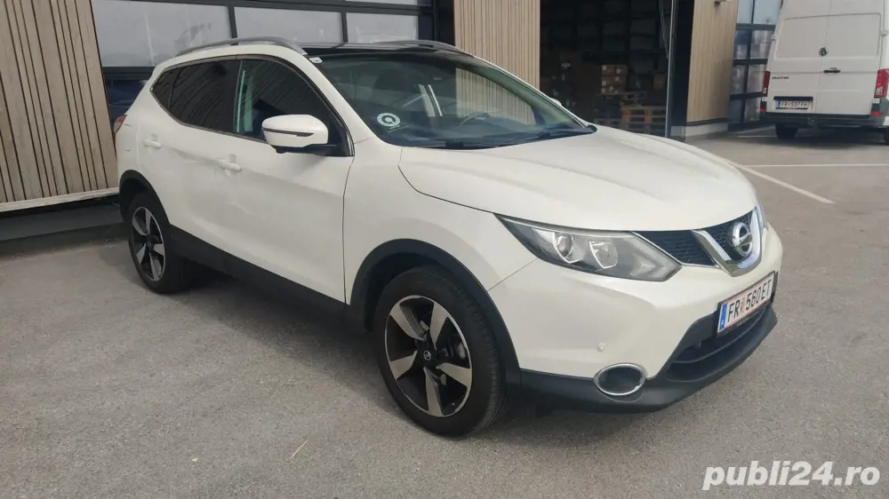 Nissan Qashqai,Tekna,1.5 Diesel 110 CP, Navigatie Mare + Ro