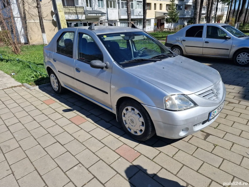 vând logan 1.4 benzina 