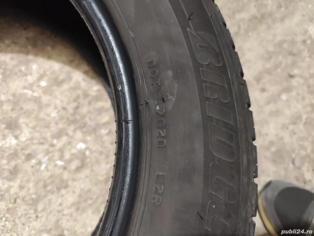 vand anvelope vara Bridgestone