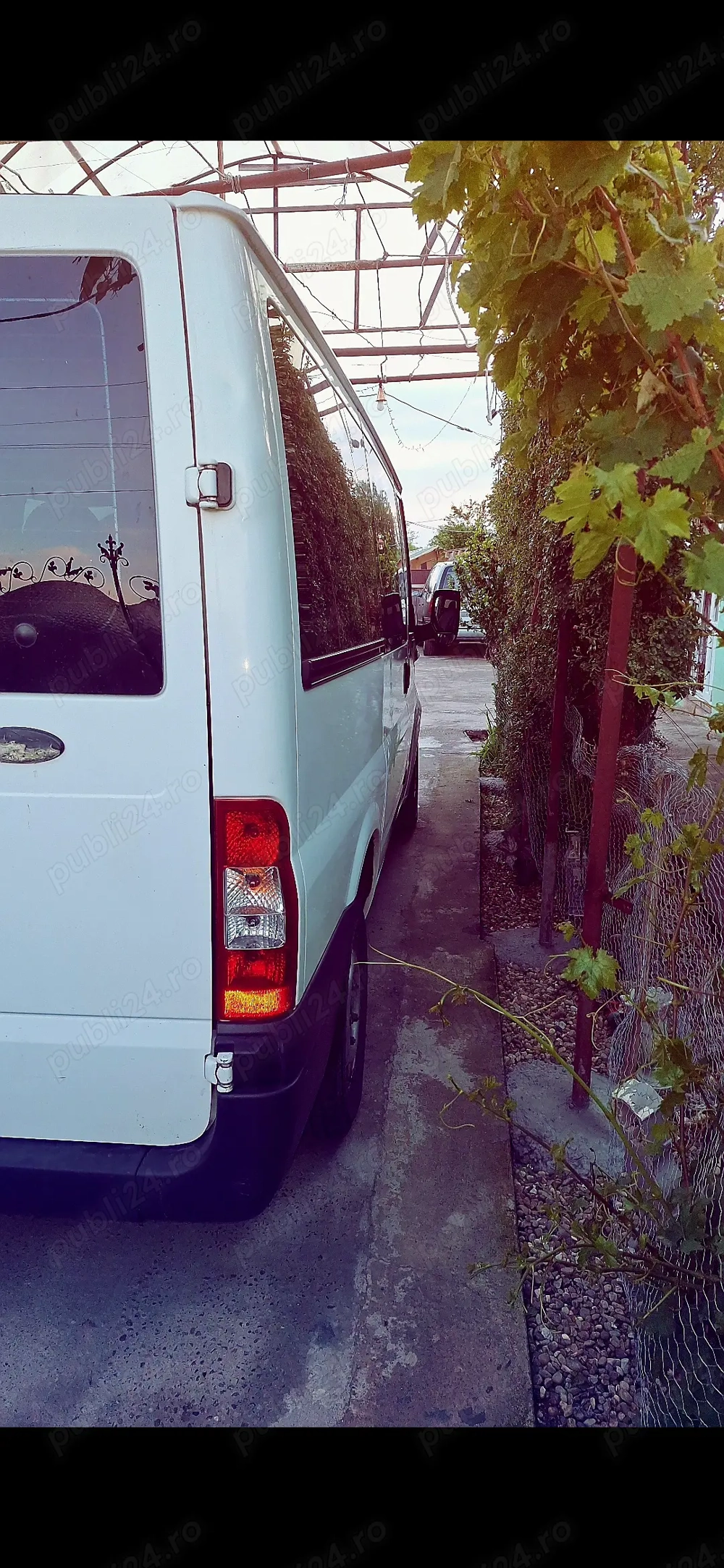 Ford transit ........ Ford transit ........