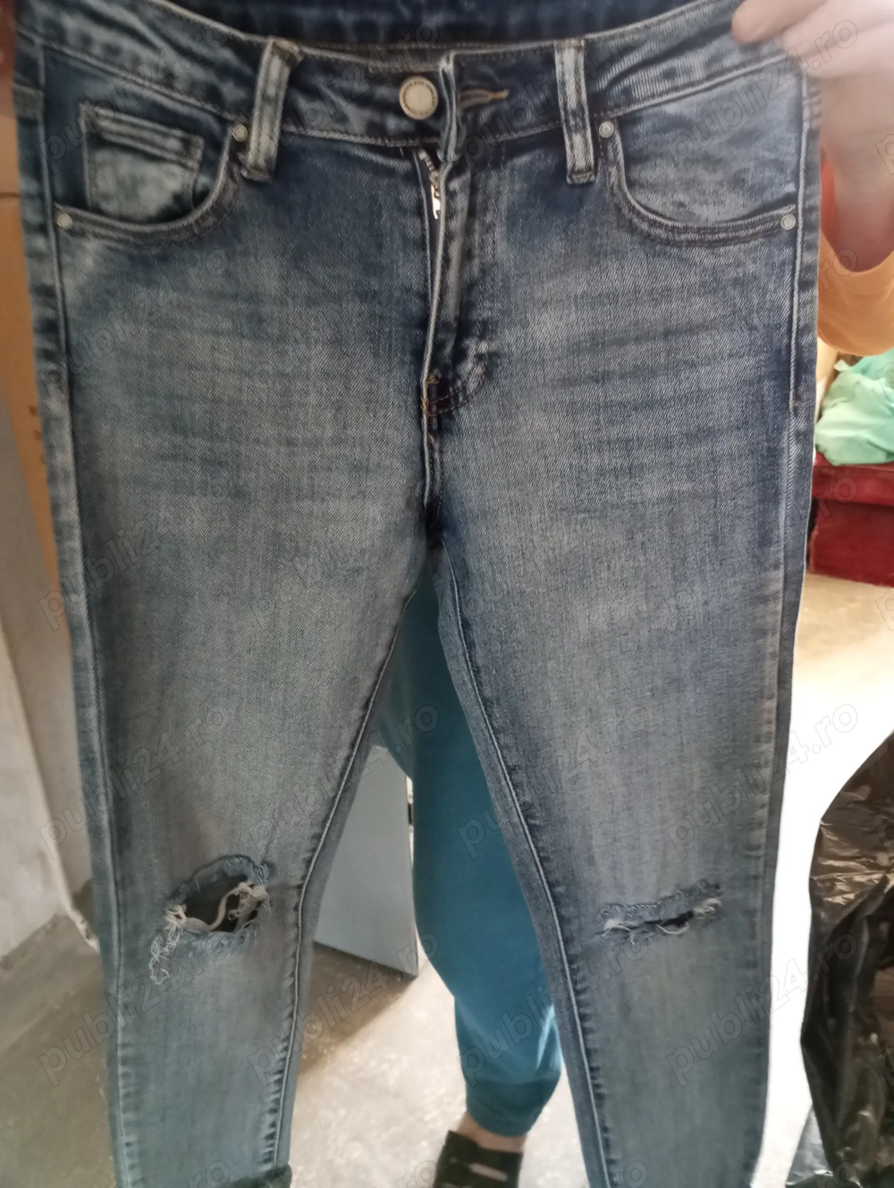 Blugi de damă -pantaloni