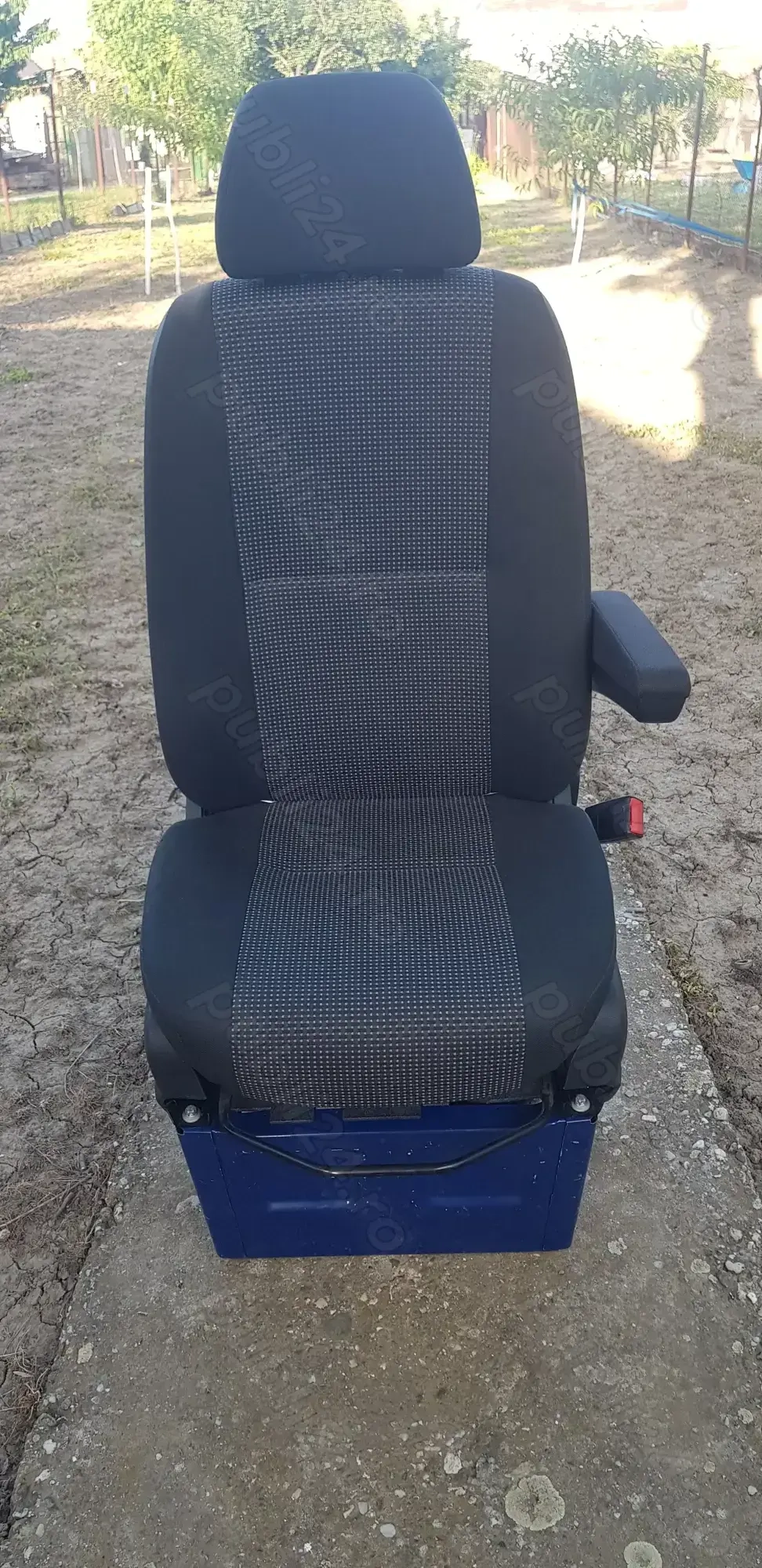 Vînd scaun dr.față Mercedes Sprinter 