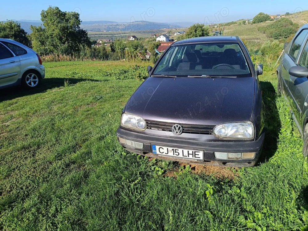 Vand Volkswagen Golf 3, an 1994 pentru Rabla sau dezmembrari Vand Volkswagen Golf 3, an 1994 pentru Rabla sau dezmembrari