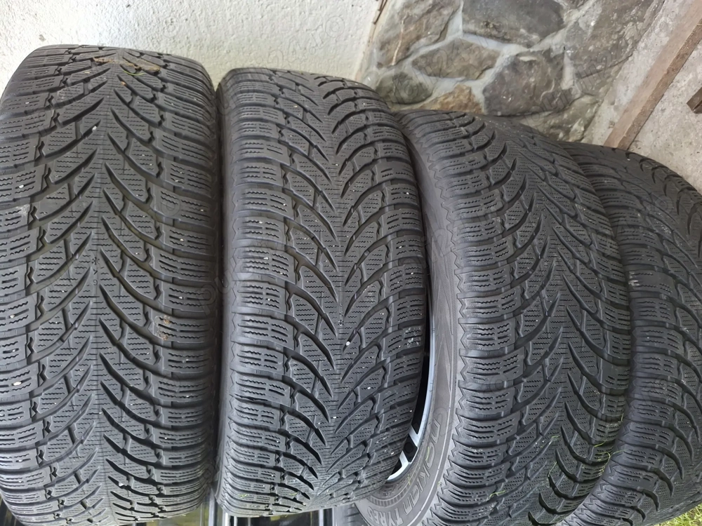 Vand patru anvelope 235/55/18 M+S Nokian 