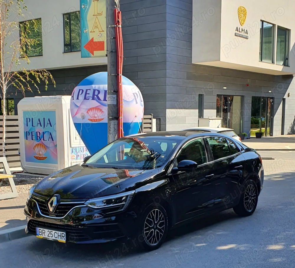  Renault Megane IV facelift 
