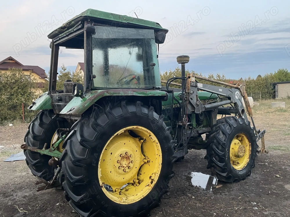 Jhondeer 2140 tractor  