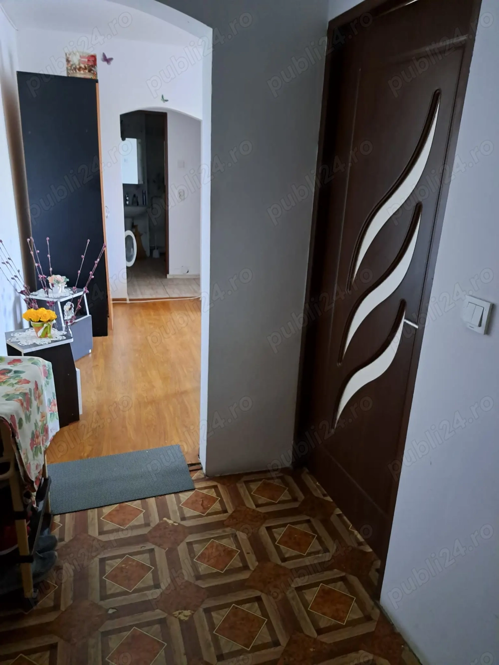 Vând apartament 2 camere 