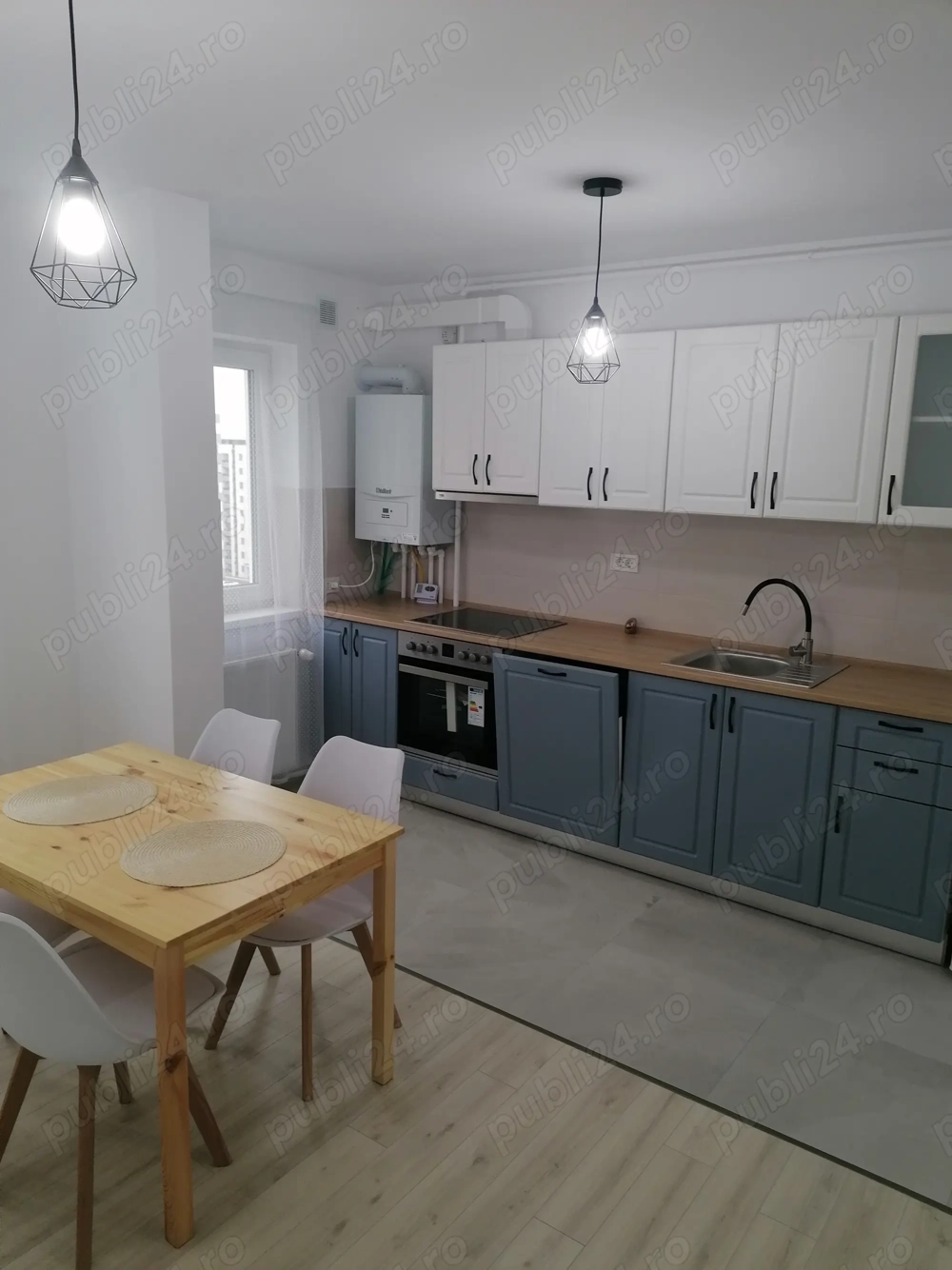 Apartament 2 camere decomandat zona Coresi
