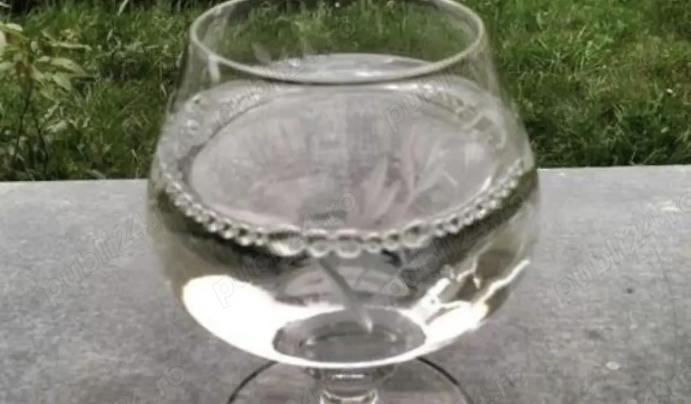 Țuică prune 40 ron litru Țuică prune 40 ron litru