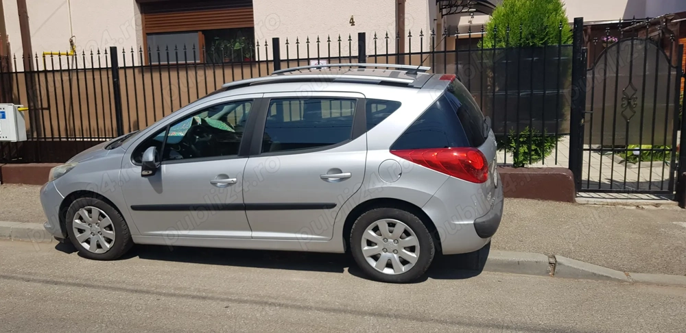Vând Peugeot 207 an 2011