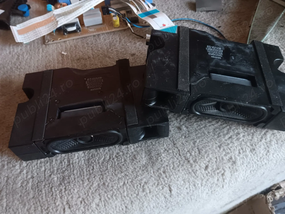 set 2 difuzoare eab64028307 6ohm 10w de pe tv LG 43uk6200