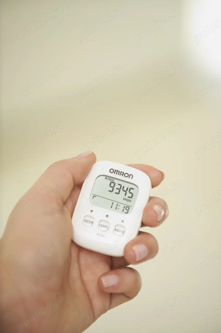 OMRON Walking Style IV - pedometru precis - senzor 3D - masoara pasi distanta calorii