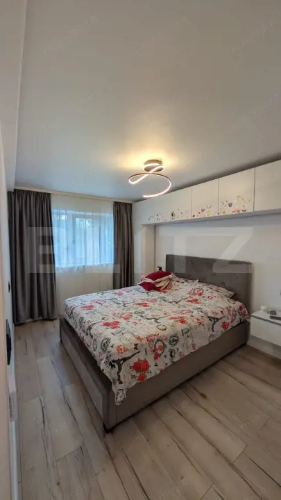 Apartament 3 camere, 72 mp, zona Micro 4 Apartament 3 camere, 72 mp, zona Micro 4