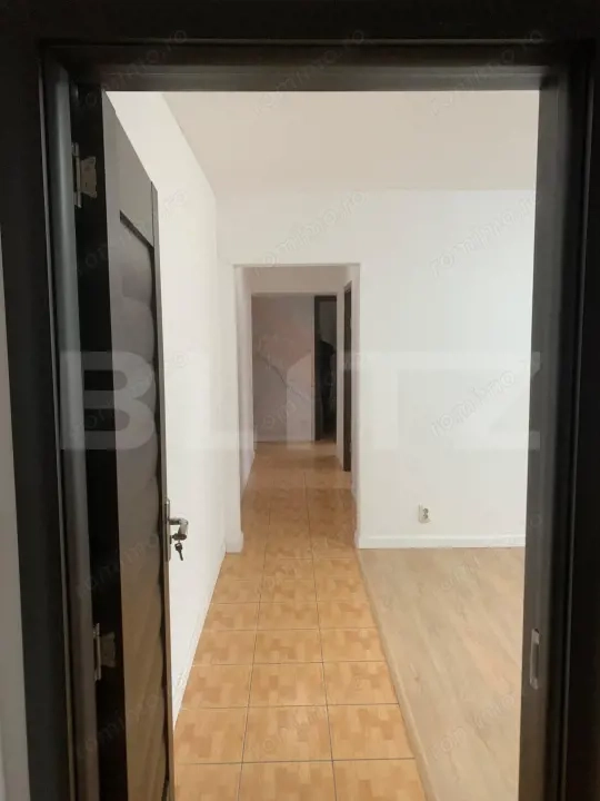 Apartament cu 4 camere – parter, bloc anvelopat, aproape de metrou Gorjului