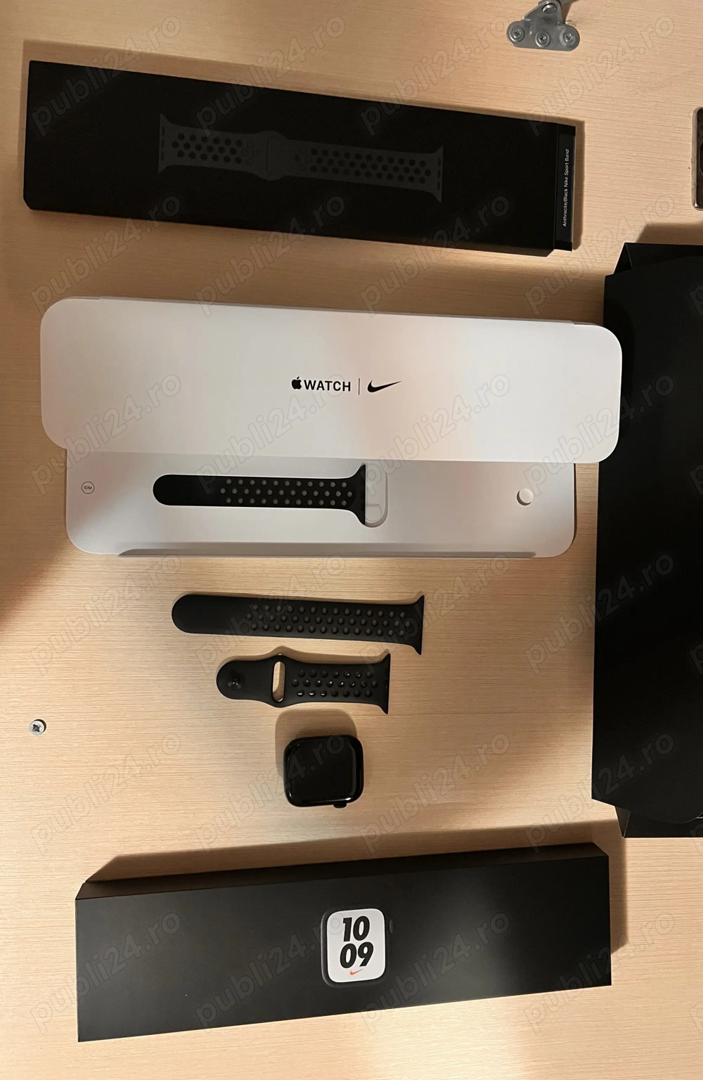 Apple Watch 7 Nike modelul 45 mm