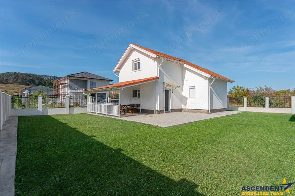 Proprietate eleganta, constructie noua, zona boema, Sanpetru, Brasov