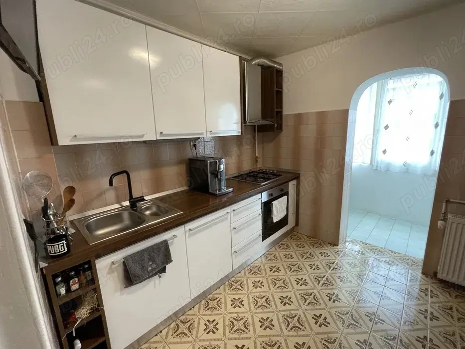  Apartament cu 2 camere în Calea Girocului decomandat amenajat integral centrala proprie