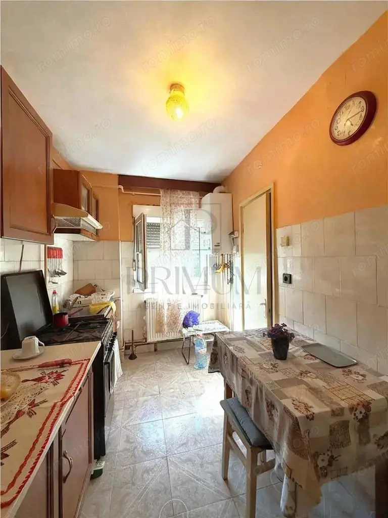 GHEORGHE LAZAR - 3 CAM - ETJ.3 - CENTRALA - VEDERE 2 PARTI - LUMINOS-