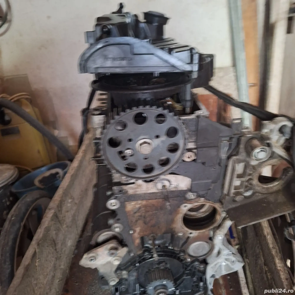 Vând motor passat b8,crl