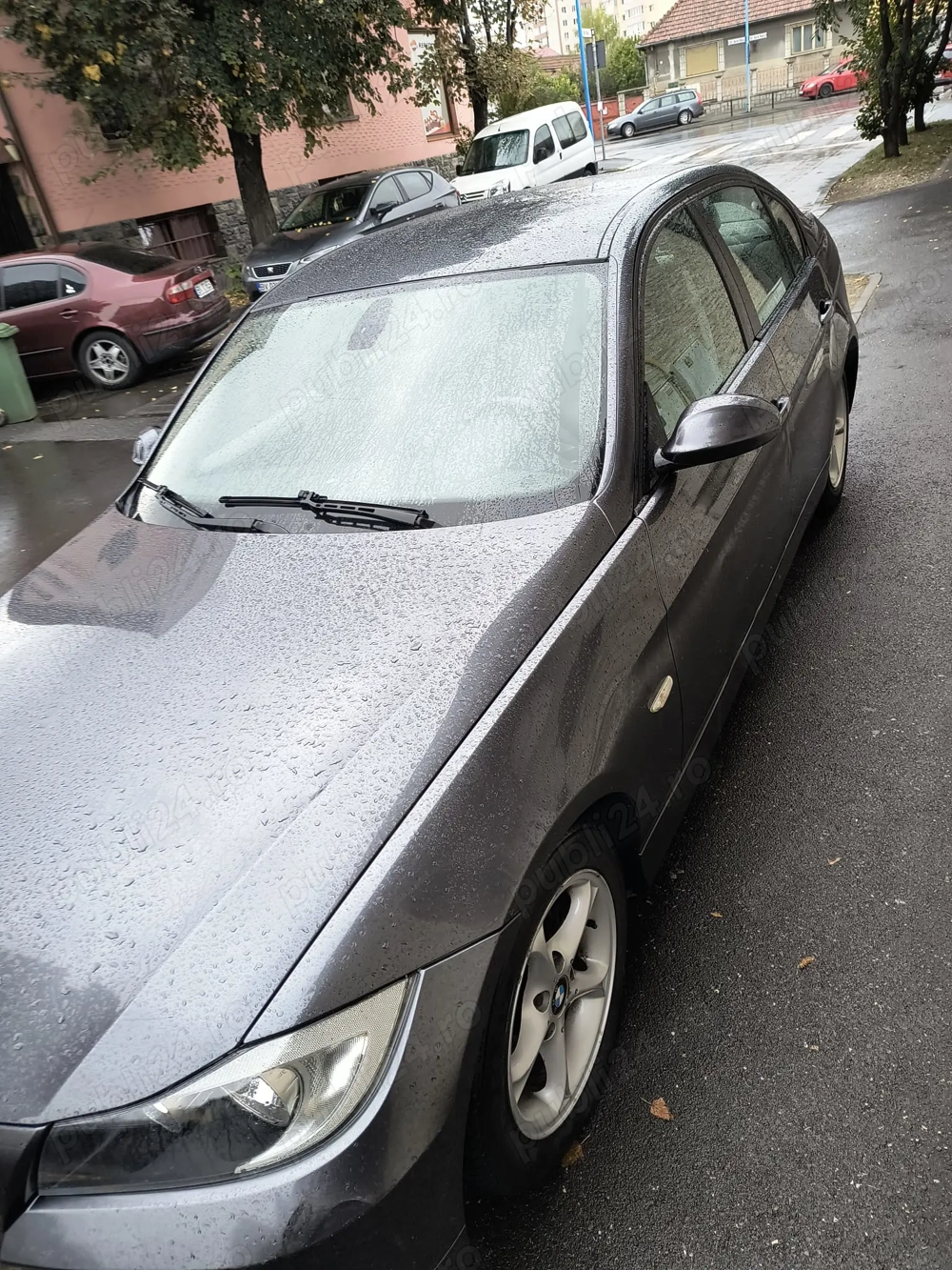 Vand BMW 320i rulata Vand BMW 320i rulata