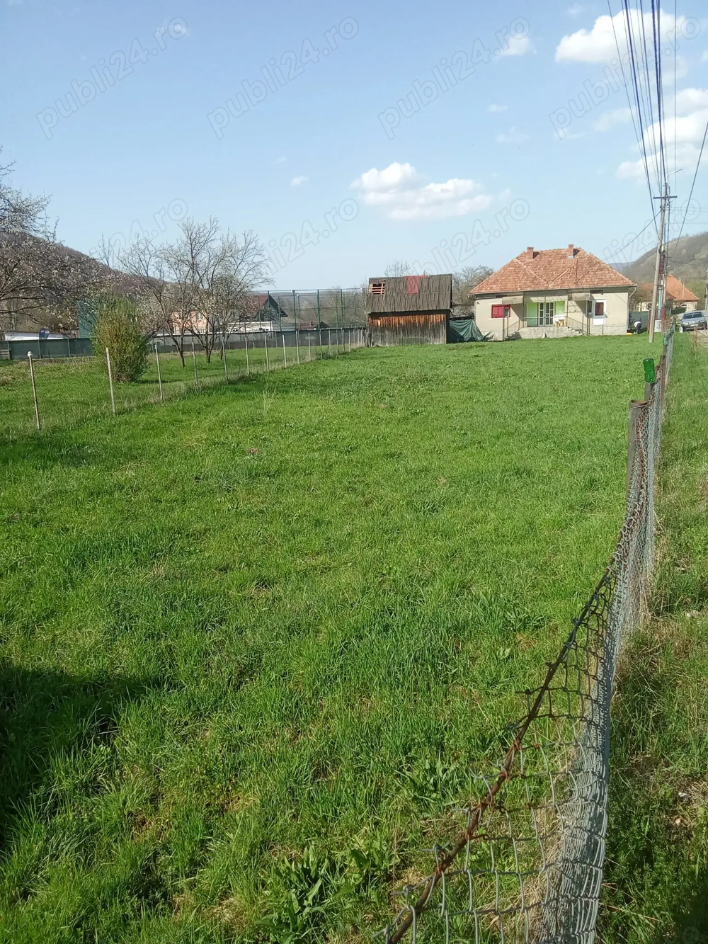 Vând casă sau teren in Valea Draganului!!!