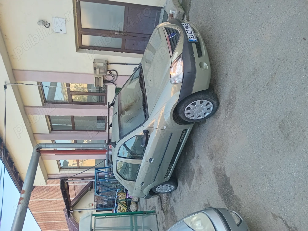 Proprietar vand Dacia logan