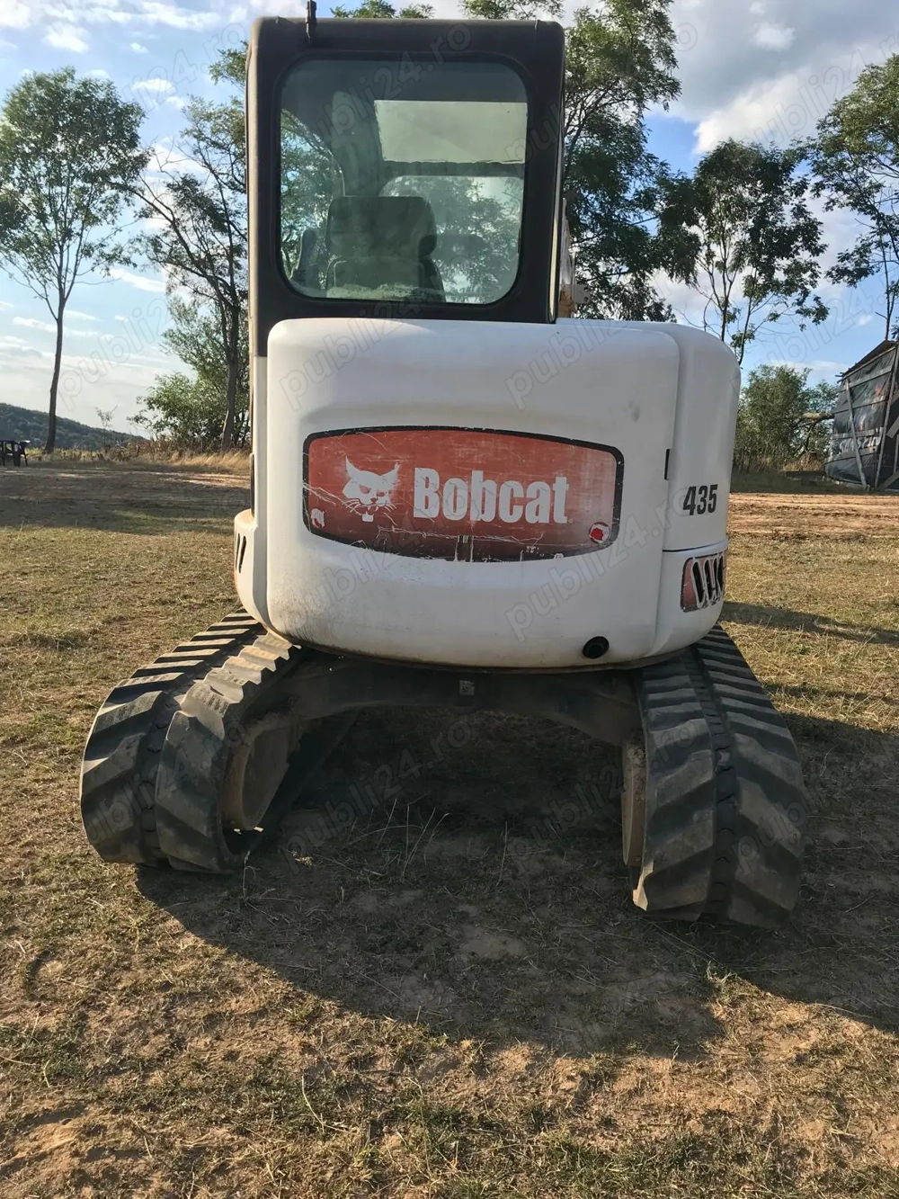 Vând excavator Bobcat 435, 4,5T.