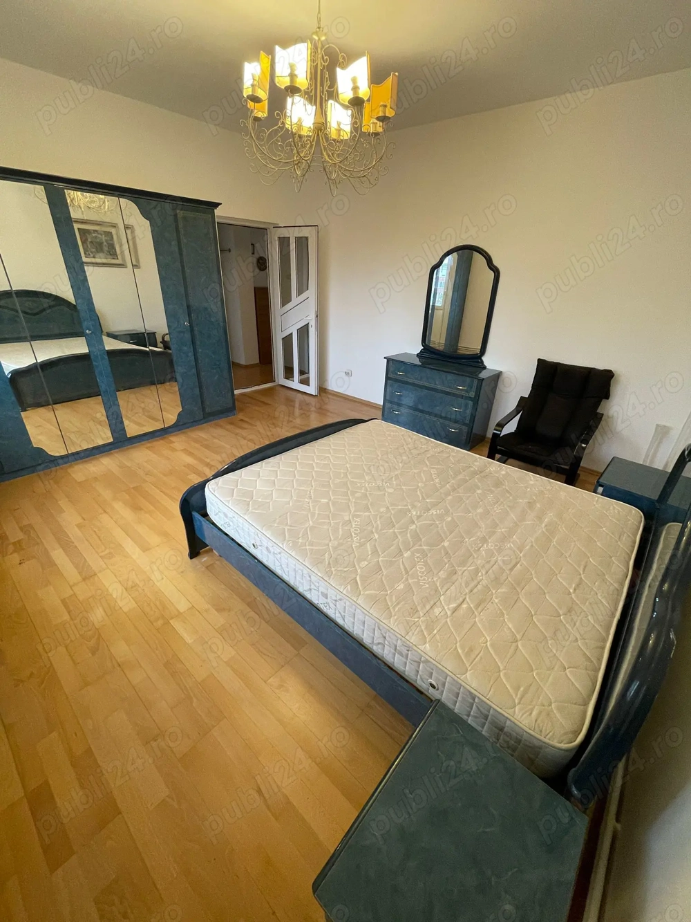 Comision 0%! Bdul Circumvalatiunii | Decomandat | Etaj 3 | Cu Centrala | Boxa in CF !! Comision 0%! Bdul Circumvalatiunii | Decomandat | Etaj 3 | Cu Centrala | Boxa in CF !!