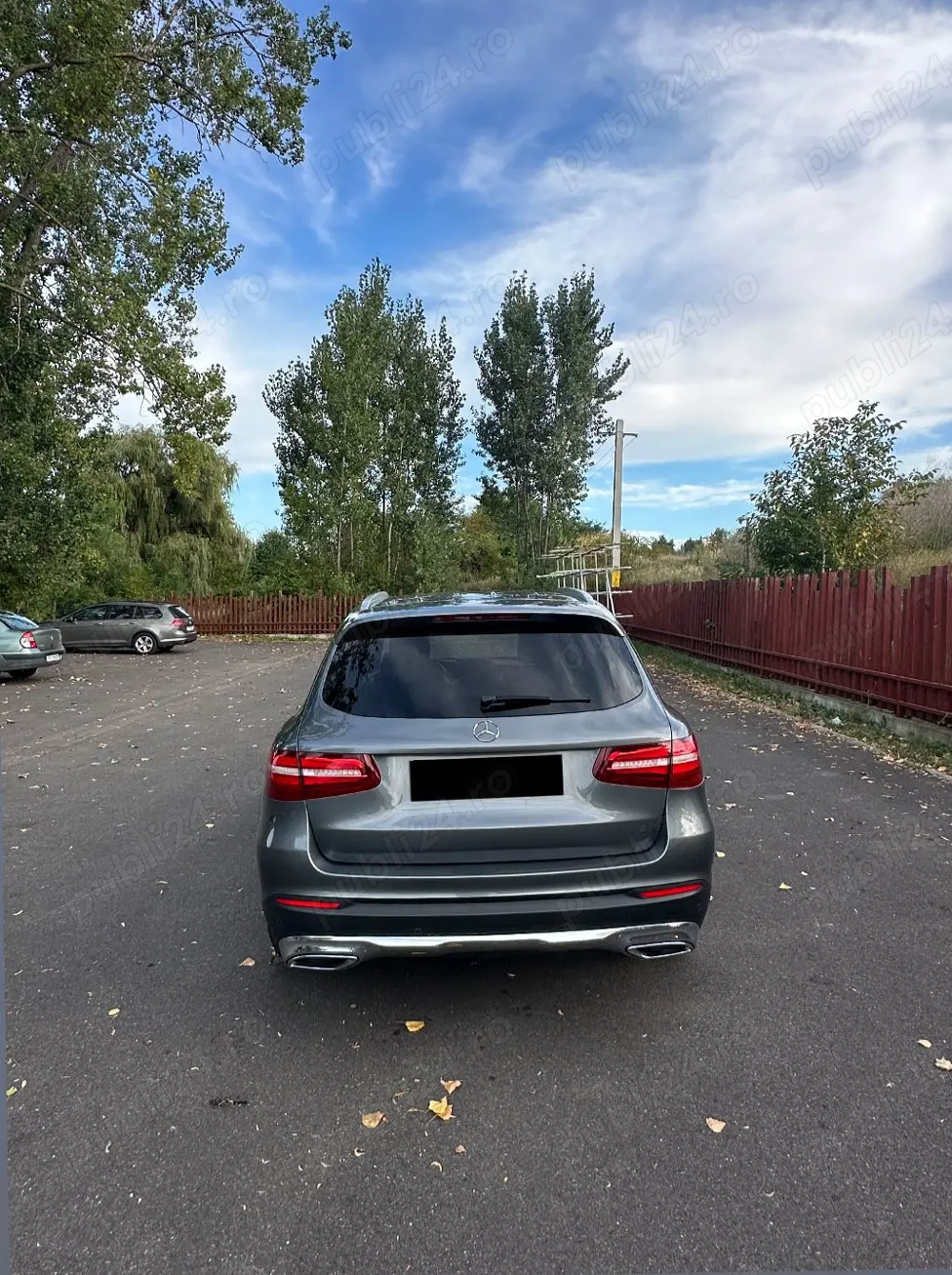 Vand Mercedes glc, an 2016, in stare perfecta direct de la proprietar