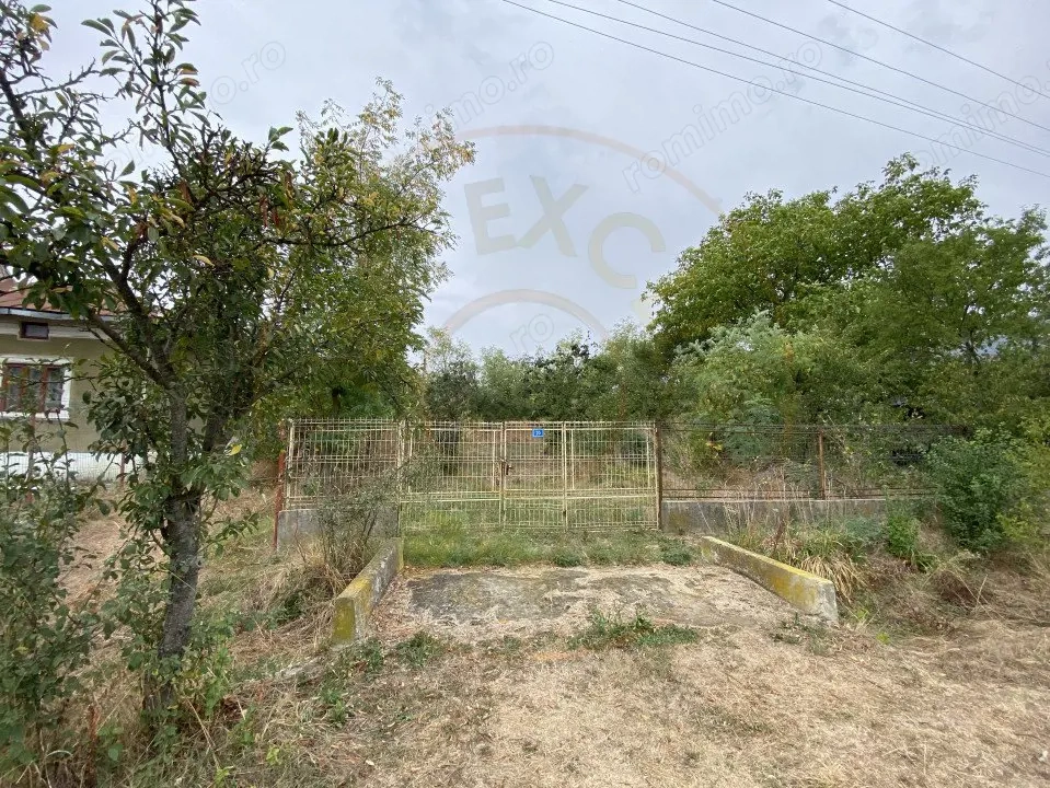 Teren 3000mp intravilan in Mavrodolu, AG