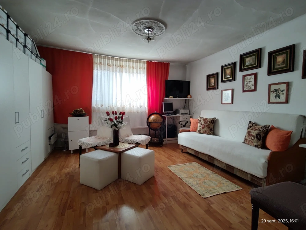 Casă de vânzare  Casă de vânzare