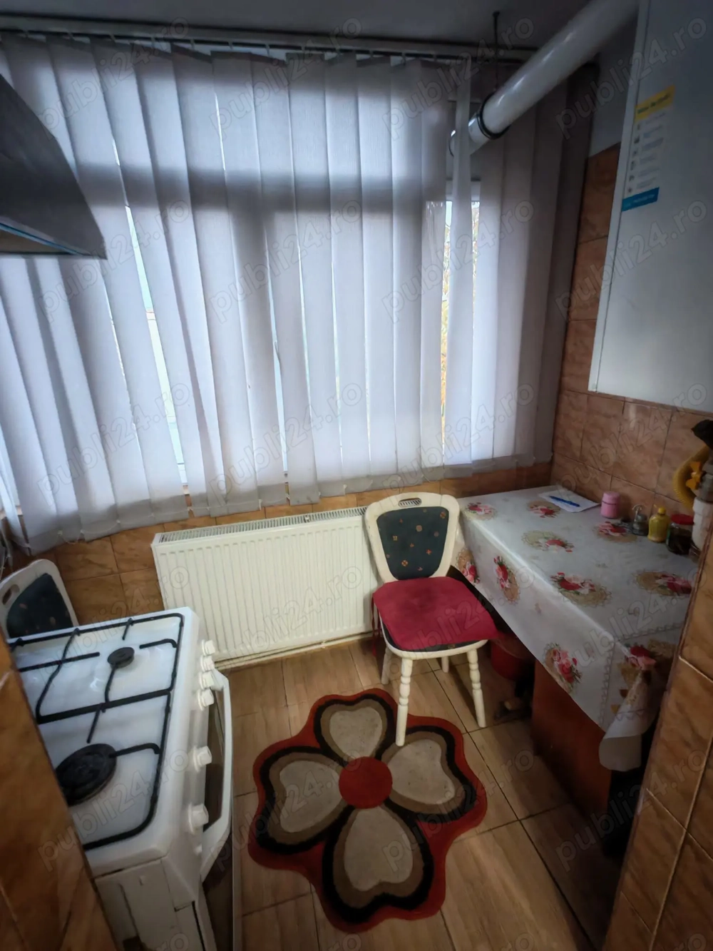 Inchiriez apartament 2 camere