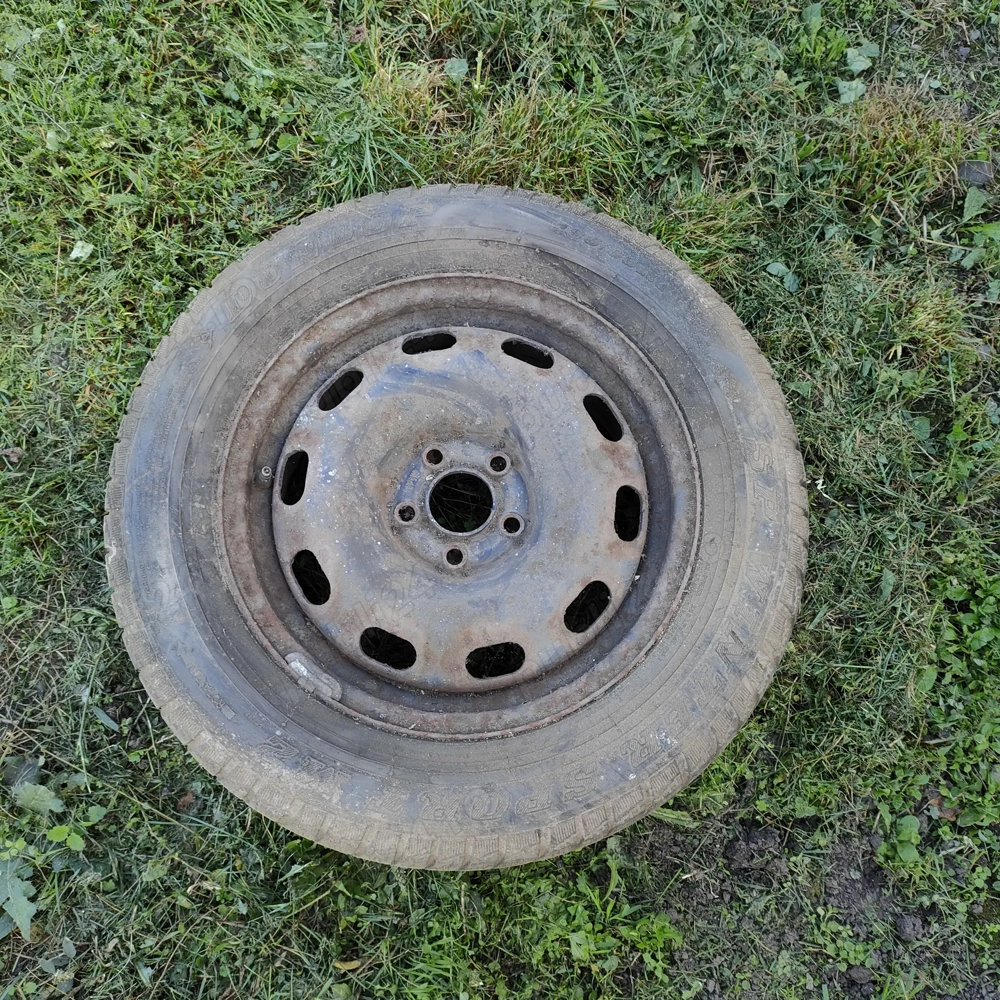 Vand 3 jante metal 15 toli pentru VW Golf 4