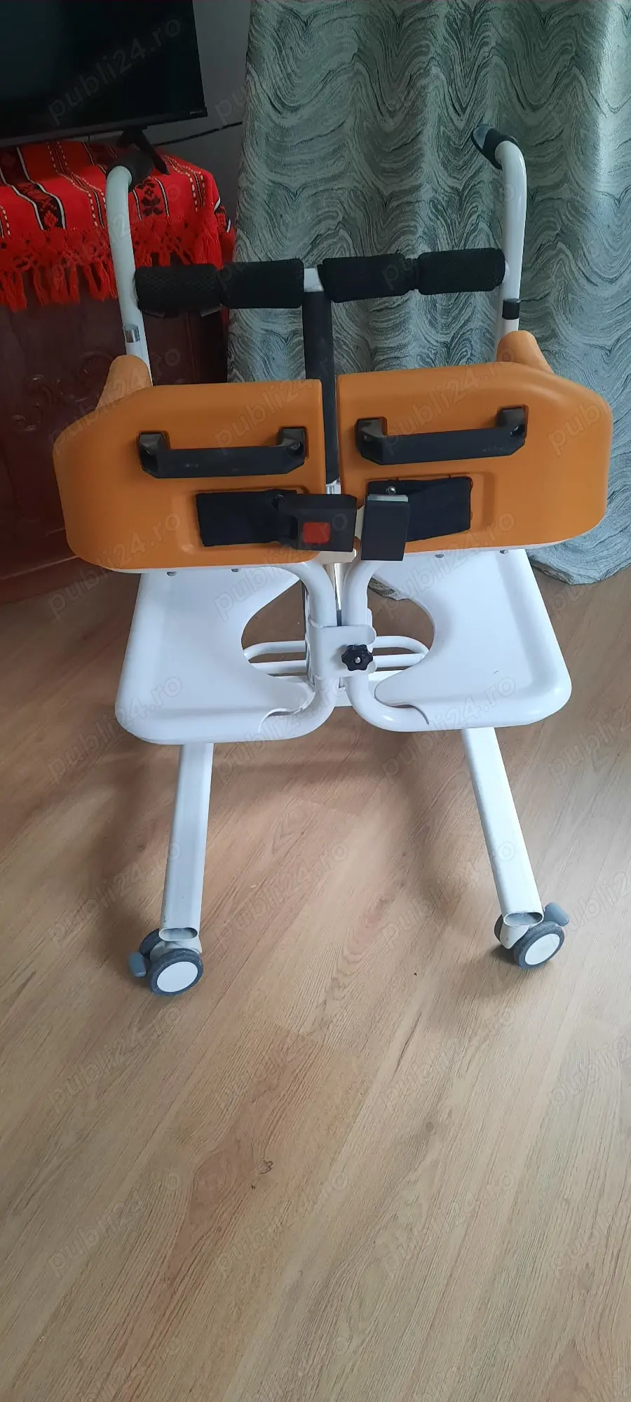 Scaun hidraulic transfer persoane varstnice sau cu handicat