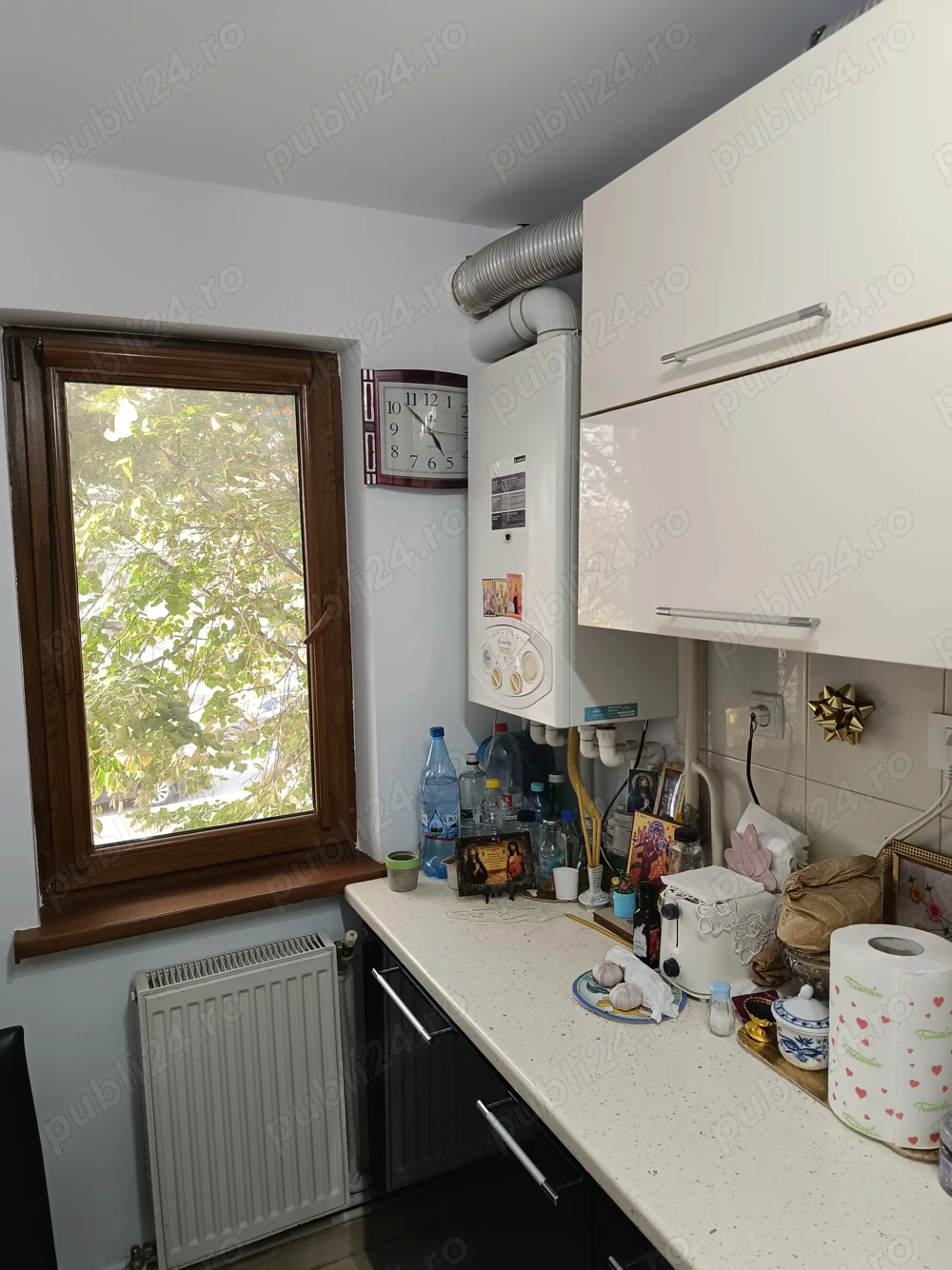 Vând apartament zona Microhala,Hipodrom