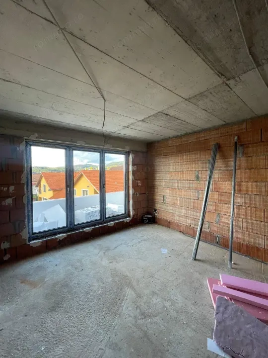 Apartament de 2 camere, 64 mp, zona Independentei 