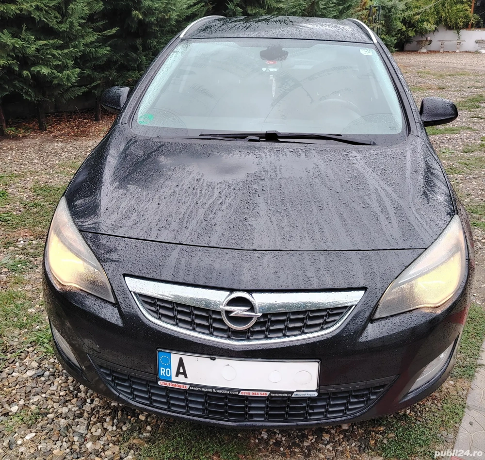 Opel Astra J Sports Tourer Automata 
