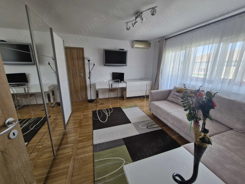 Inchiriez apartament cu 2 camere zona Judetean