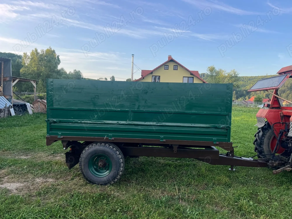 REMORCA agricola basculabila