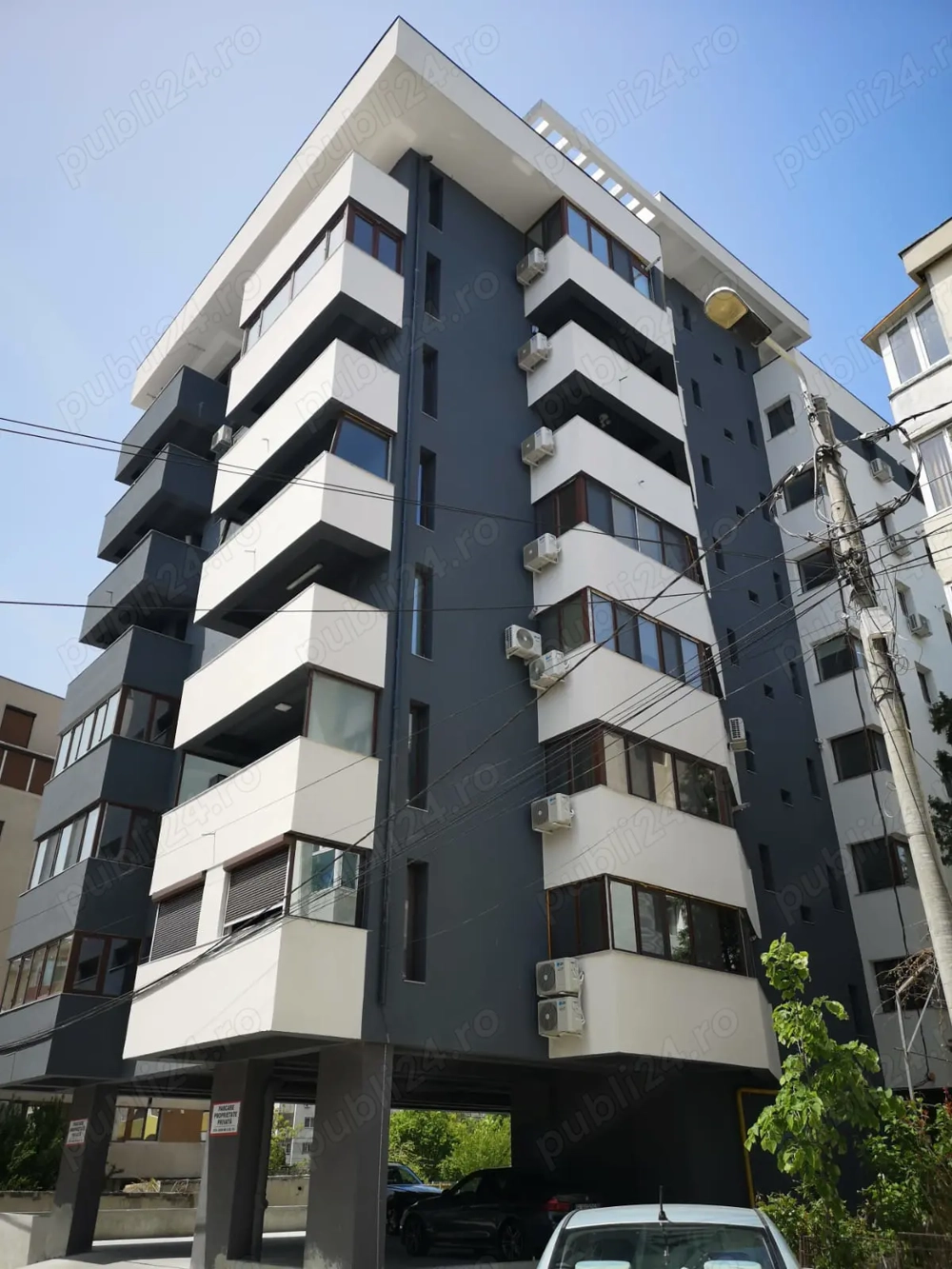 Garsoniera De Inchiriat Zona Reyna