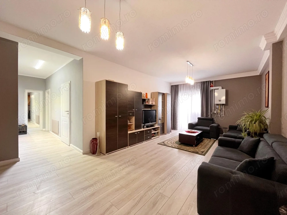 3 Camere - 69 mp - Parcare Privata - Bucatarie Inchisa