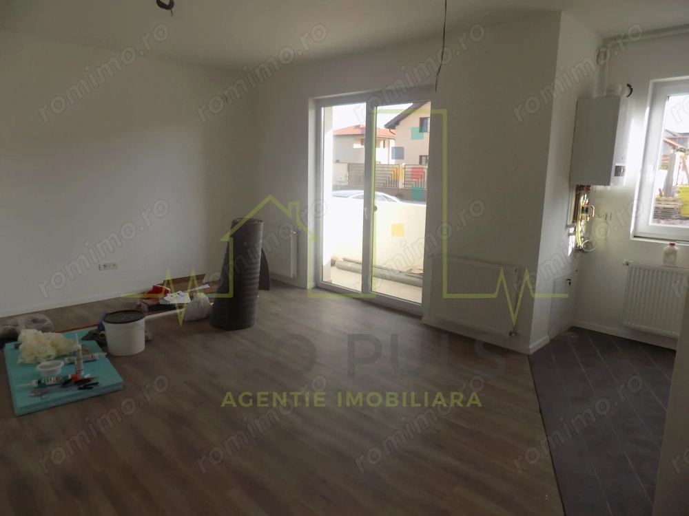 Gradina proprie 28 MP. Bloc nou. Loc de parcare si TVA incluse in pret.